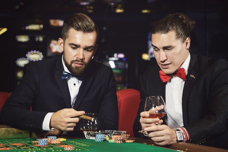 nix777 live-dealer table on mobile phone displaying blackjack game